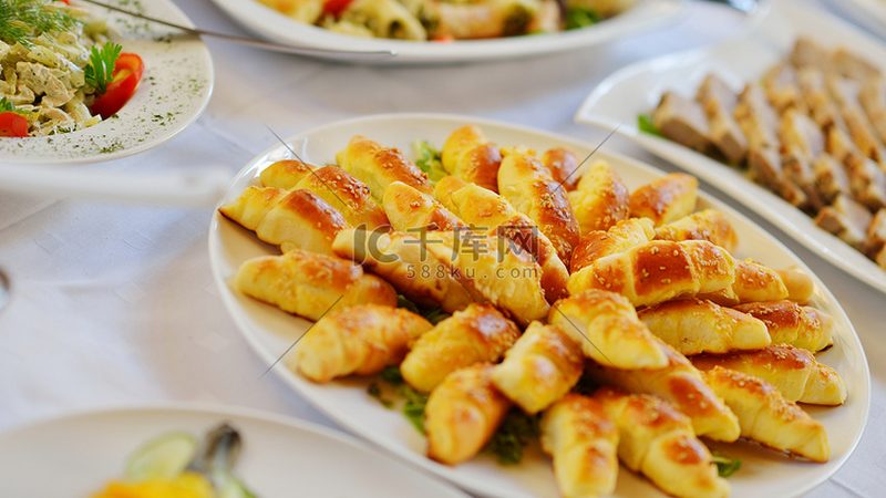 小餐饮加盟开店：揭秘开店步骤与关键要点