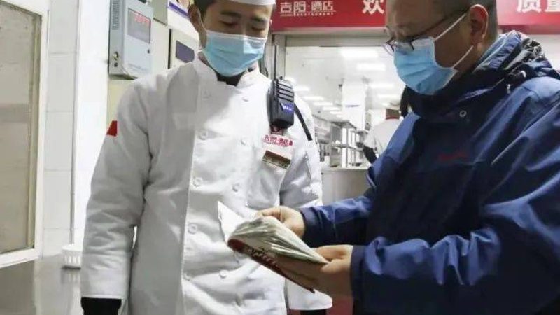 办公室零食新宠：无添加蜜饯果干，健康与美味并存**